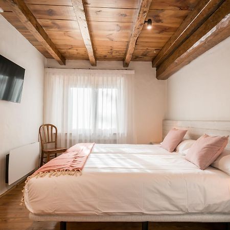 Riu Nere - Pleta De Jus By Totiaran Villa Naut Aran Bagian luar foto